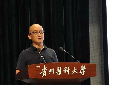 何江副书记 何江副书记